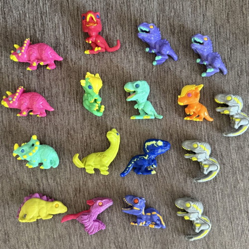 Kinder Funko Jurassic World dinosaur figures, set of 17