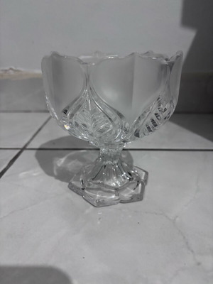 Crystal fruit bowl with embossed designs like new