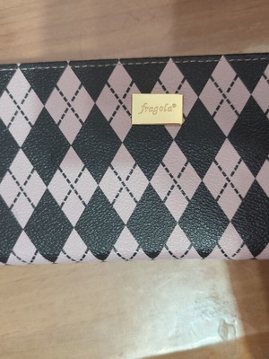 Fragola wallet with 2 compartments new