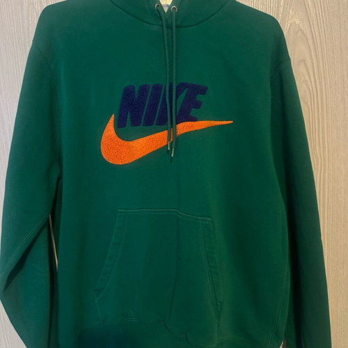 Nike hooded sweatshirt green like new