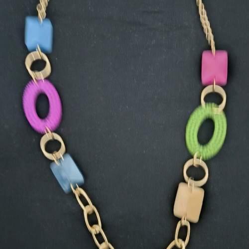 Summer necklace with gold chain and colorful stones new