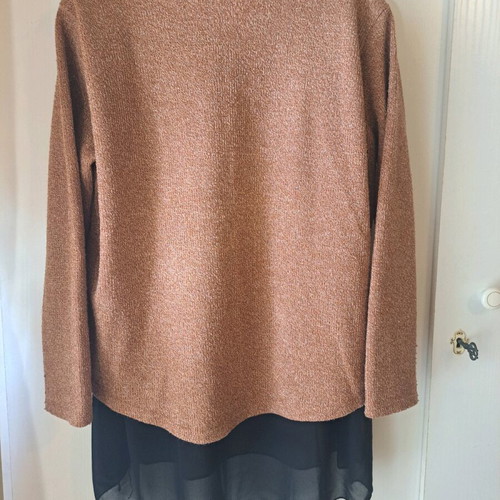 Chic Two-Layer Top like new, beige and brown