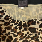 Leopard skirt used, size medium with elasticity