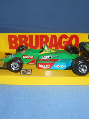 BBURAGO Benetton Ford 1/24 καινούργιο, με φθορές στη συσκευασία