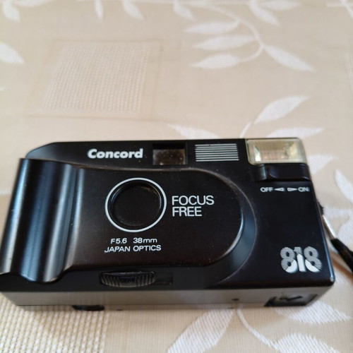 Vintage Concord 818 35mm Analog Camera like new
