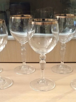 Set of 6 Bohemia crystal wine glasses new from Czechia