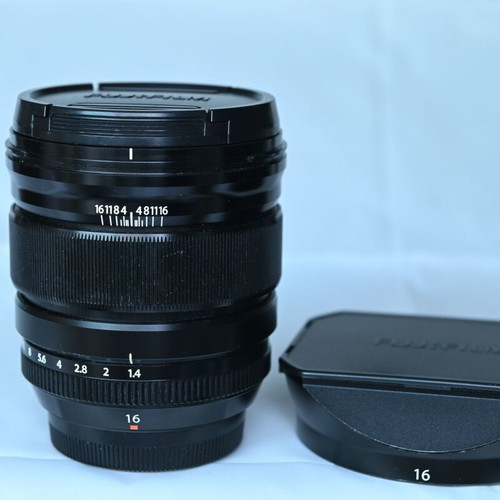 Fujifilm XF 16mm f1.4R WR lens like new