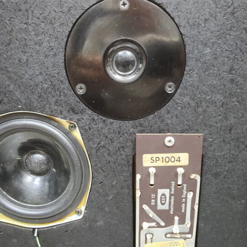 KEF SP 1004 speakers used