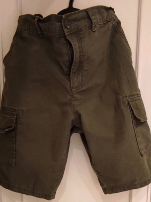Marks & Spencer παιδικό σορτς βερμούδα 12-13 ετών σαν καινούργιο, χακί