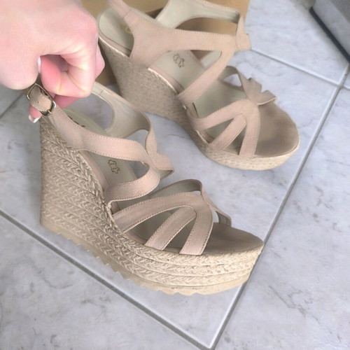 Sabino platform shoes size 40 like new, light rotten apple color