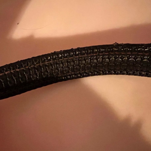 Dog collar used in pink color with leather lining
