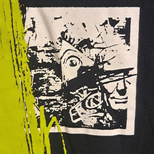 Boys' teen T-shirt size S, black and green