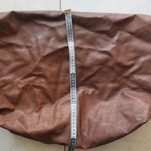 Large crossbody bag used, brown, zipper issue inside