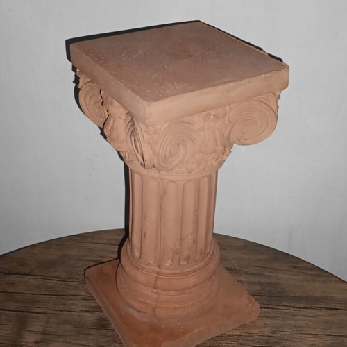 Ionic Style Column used, alabaster, 21cm x 9.5cm