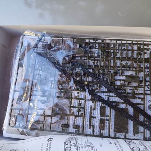 M3A1 Stuart tank model kit 1/35 scale Academy like new