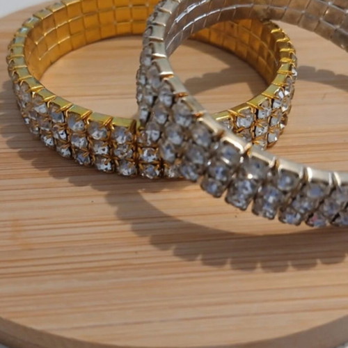 Bracelets adjustable to wrist, new, gold and silver colors