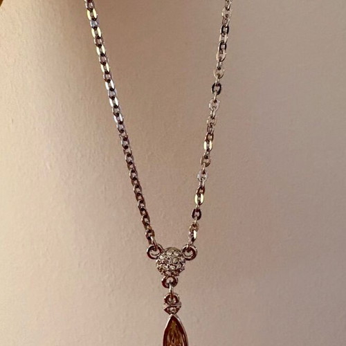 Swarovski necklace new, silver
