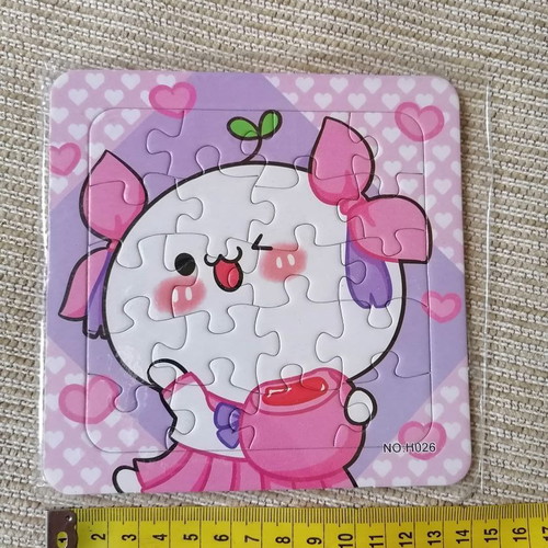Puzzle in packaging, 14 x 14 cm