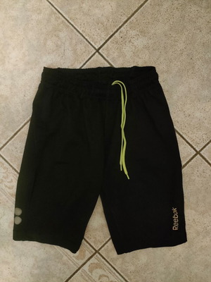 Reebok αθλητική βερμούδα μεταχειρισμένη, μαύρη, μέγεθος S