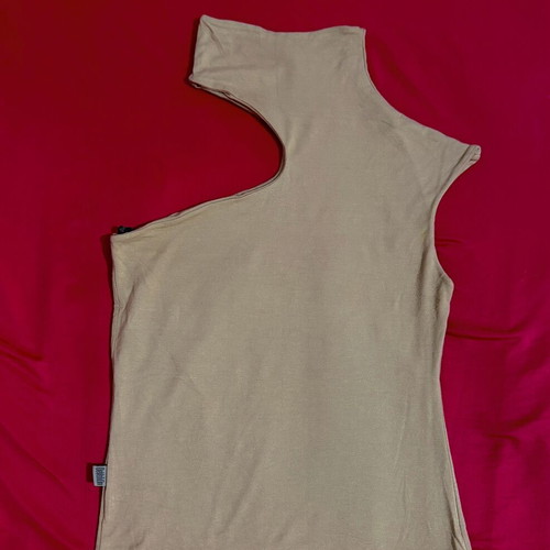 Devotion fitted top size S like new, green