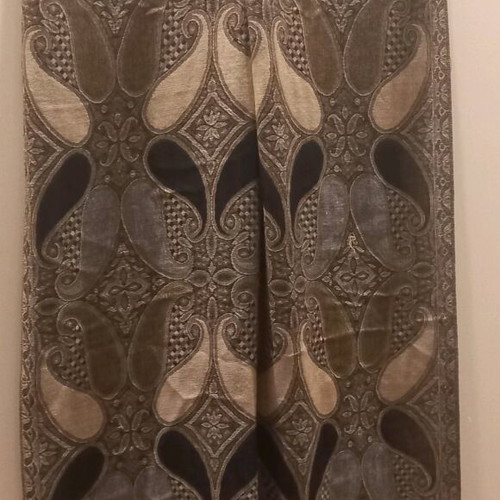 Large luxury winter scarf like new, 30% silk, 70% wool