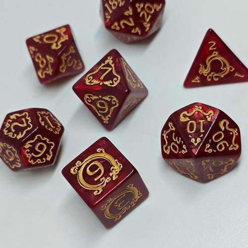 D&D Dragon Pearl Red & Gold Dice Set like new, 7 pieces