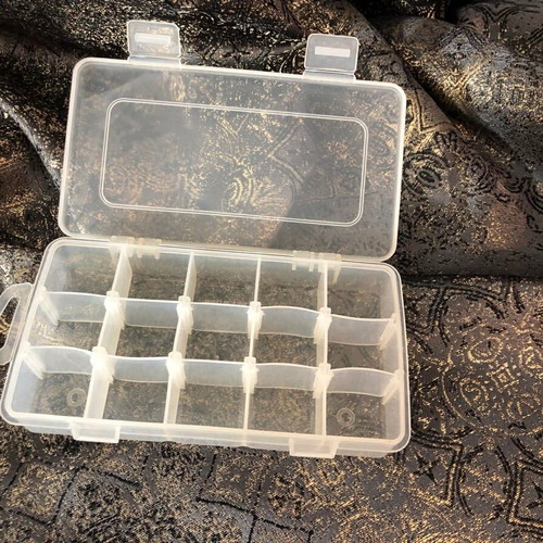 Transparent plastic organizer like new with 15 compartments