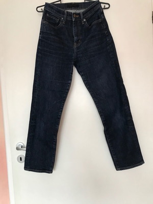Uniqlo jeans size 24 like new, blue