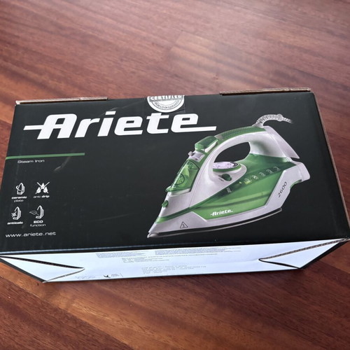 Ariete 6193 Steam Iron new, green