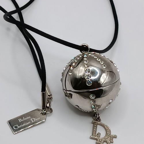 Christian Dior Diorlight vintage long necklace with pendant, silver