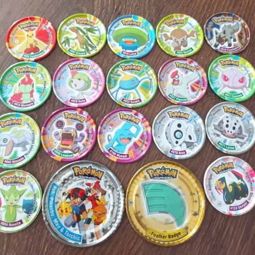 Pokemon metal tazos