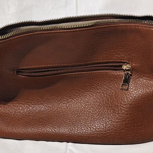 Shoulder bag like new, not leather