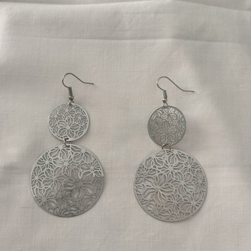Silver earrings with floral design, like new