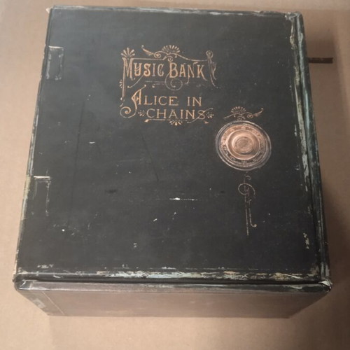Alice in Chains Music Bank box set like new, rock