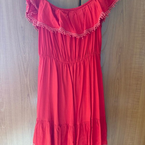 Coral dress Lemon like new with ruffle sleeves and elastic waist