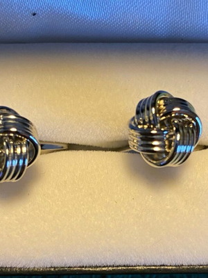 Tie rack cufflinks used, white