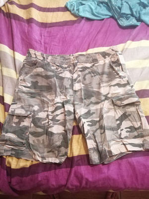 Bermuda shorts size M, khaki color
