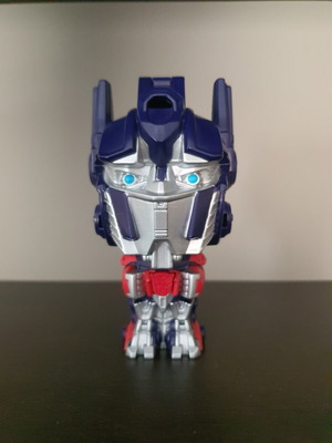 Φιγούρα Optimus Prime Transformers 2011 μεταχειρισμένη, 13cm