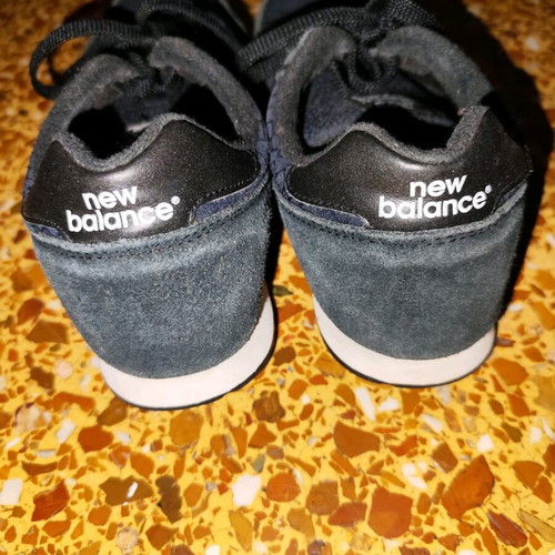 New Balance athletic shoes size 39 used, black
