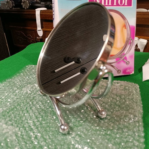 Magnifying makeup mirror double-sided new