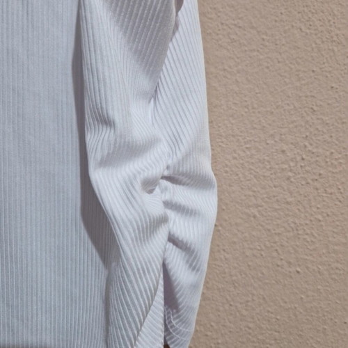 White top new, size 152 cm, yellow star detail