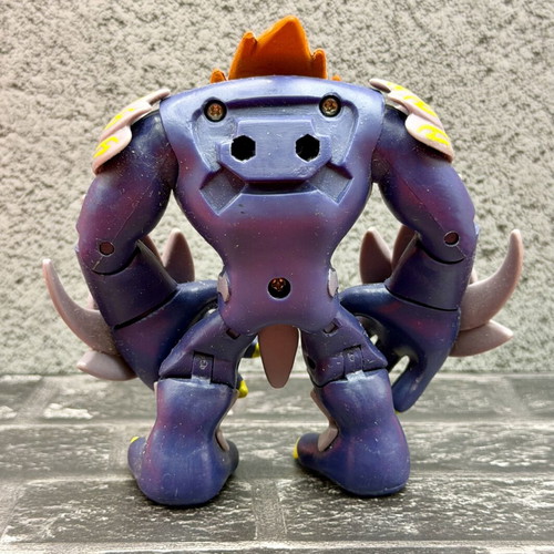 Precursor Mega Figure Invizimals 2015 used