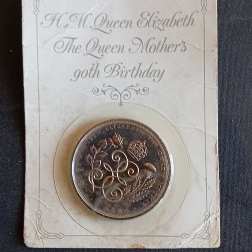 British 1990 Royal Mint 5 Pounds commemorative coin