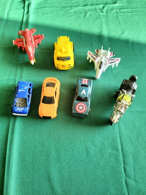Children's plastic toy cars used, set of 7 pieces