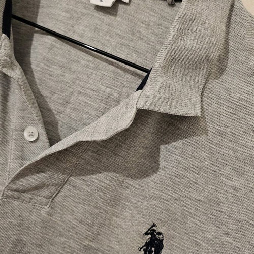 U.S. Polo Assn. t-shirt Large like new, grey