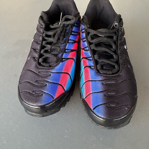 Nike Tn Air athletic shoes new, size 42, black