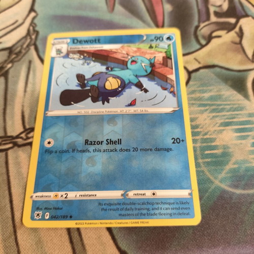 Dewott 042/189 Reverse Holo Pokemon Card like new, Astral Radiance
