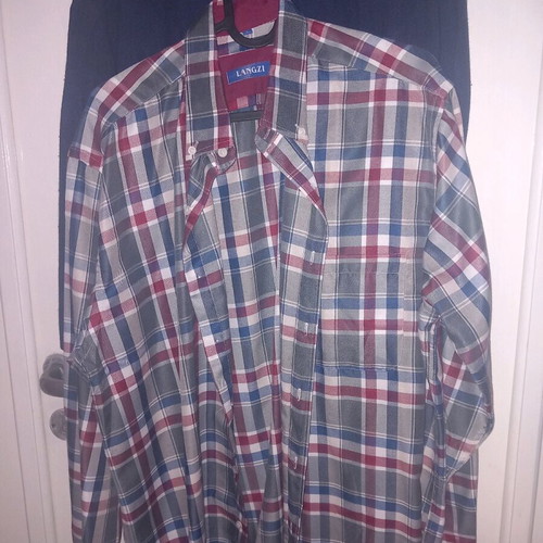 Men's shirt like new, size large, red
