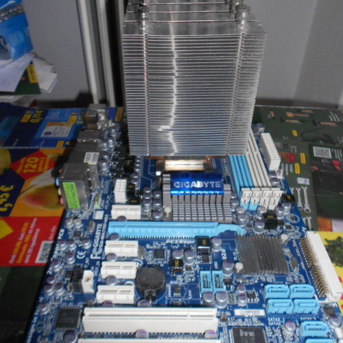 Motherboard AM3 with Sempron 190, Scythe Mugen 2 and Sapphire HD 6450 used