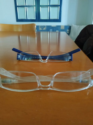 Presbyopia Glasses like new, plastic, 2.5-3 diopters